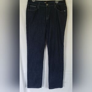 Levi's 14M Midrise Skinny Jean Dark Wash with detailing on penny and back pocket